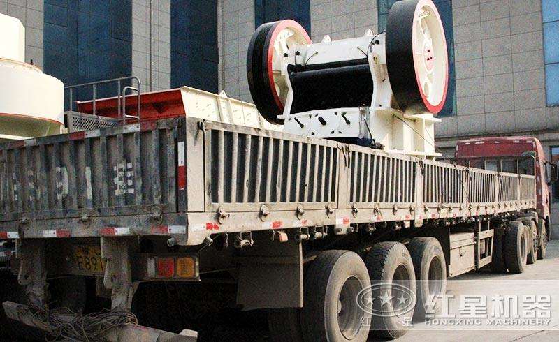 簡擺顎式破碎機價格實惠，待發(fā)貨山東