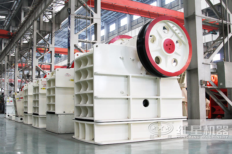 57破碎機產(chǎn)量40-110t/h，性價比高，超多客戶都選擇的破碎機