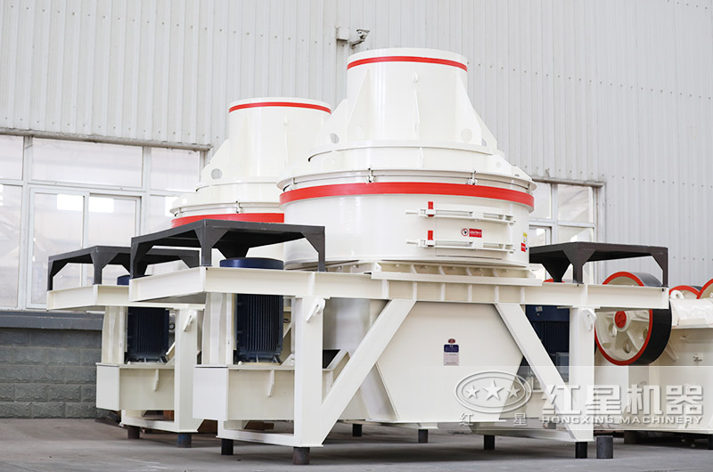 直通沖擊式制砂機，渦流腔內部氣流自循環(huán)，密封環(huán)保