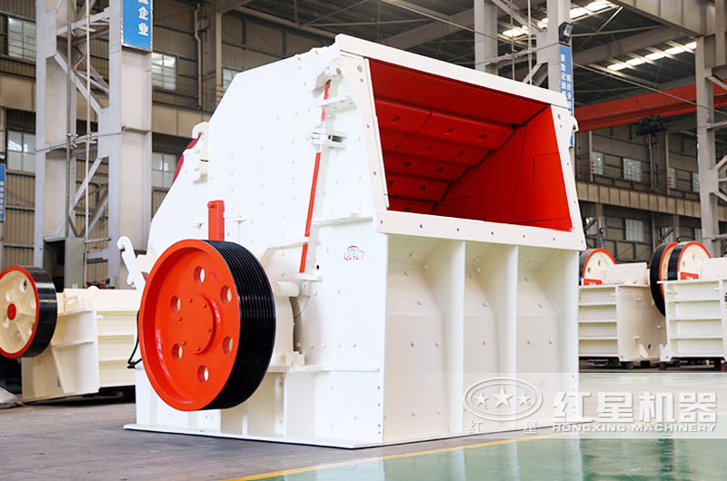 反擊式破碎機實拍，整形效果好，粒度更均勻