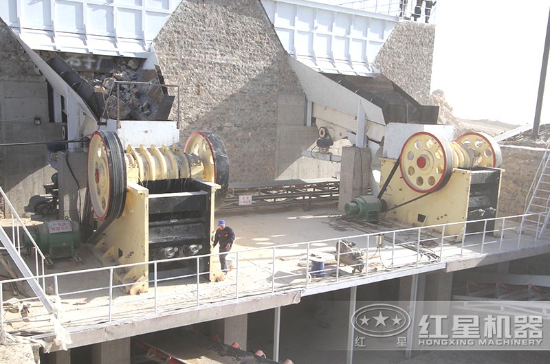 900x1200鄂破機作業(yè)現場圖